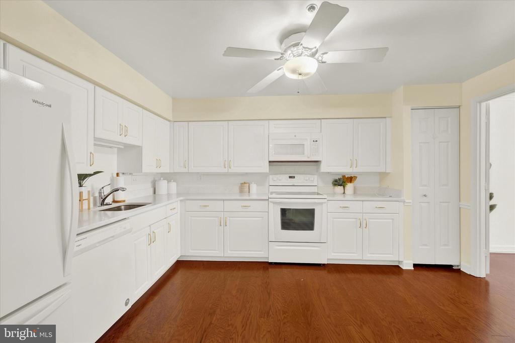3 Southerly Ct #202