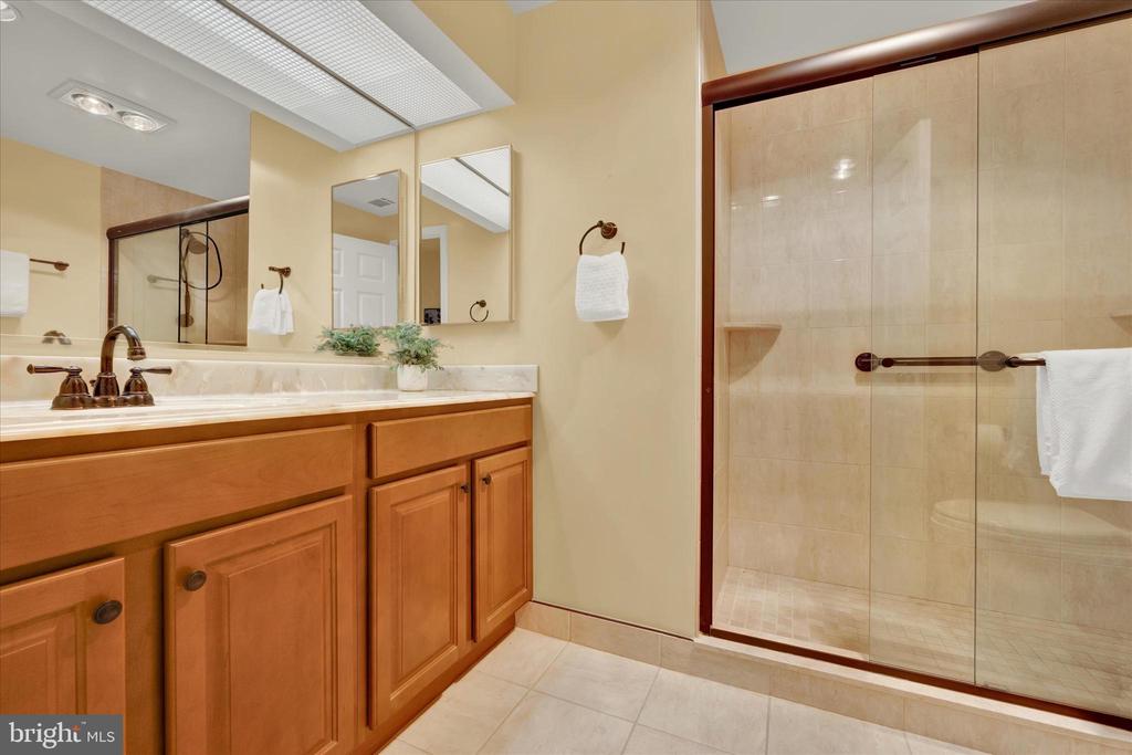 3 Southerly Ct #202