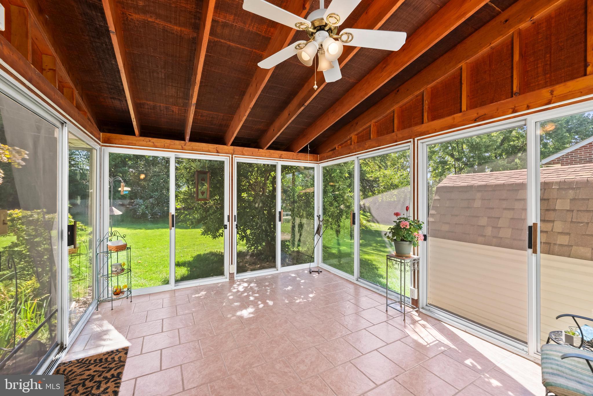 9007 Tammy Rd