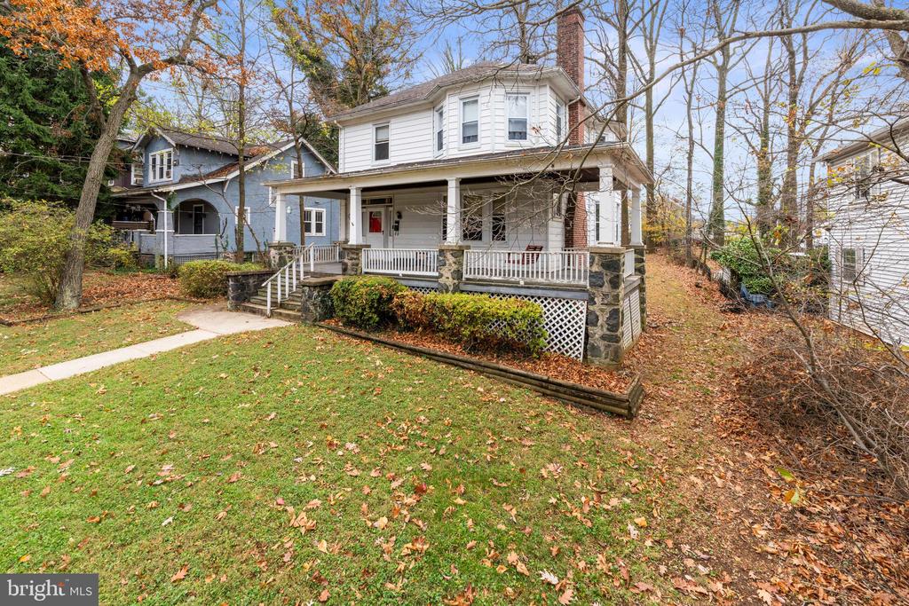 2601 Poplar Dr