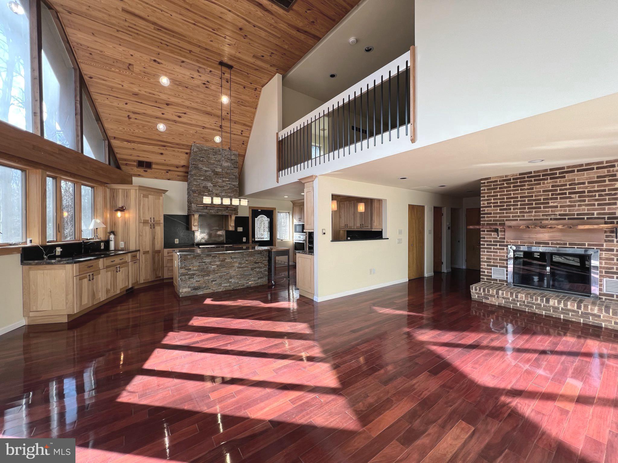 12889 EAGLES VIEW RD