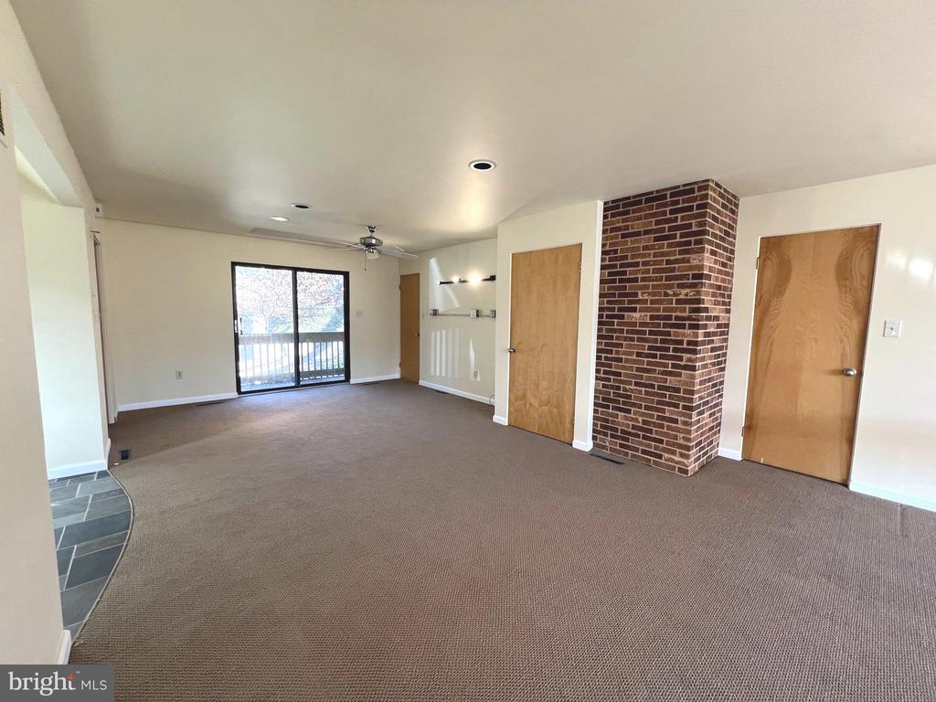 12889 EAGLES VIEW RD