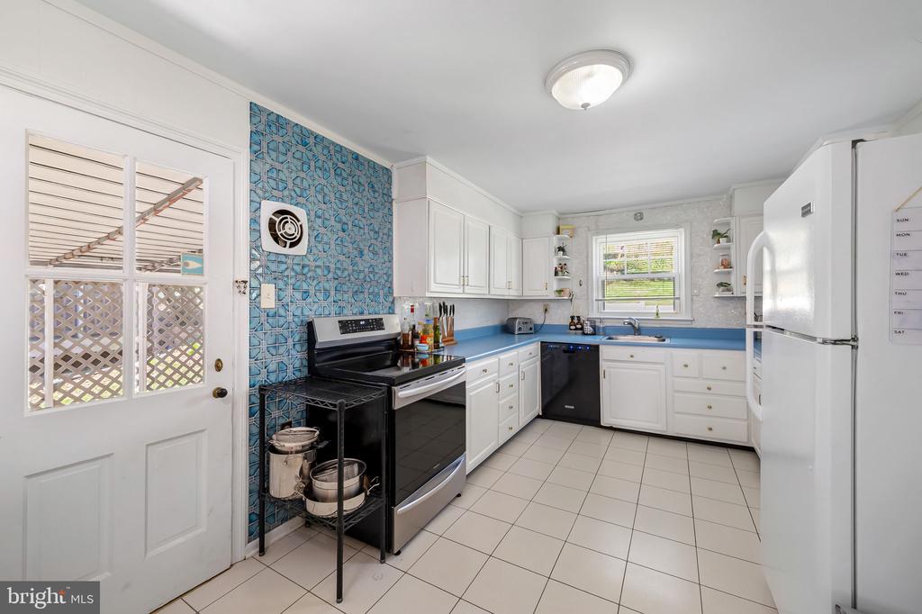 1208 Overbrook Rd