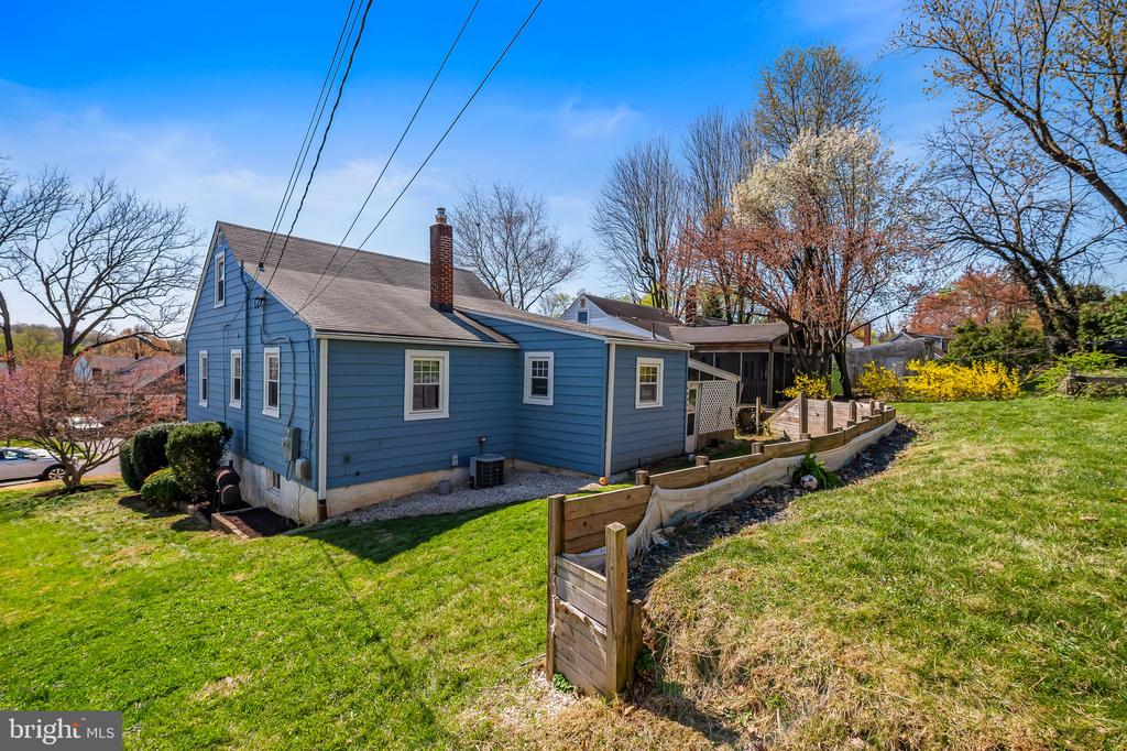 1208 Overbrook Rd