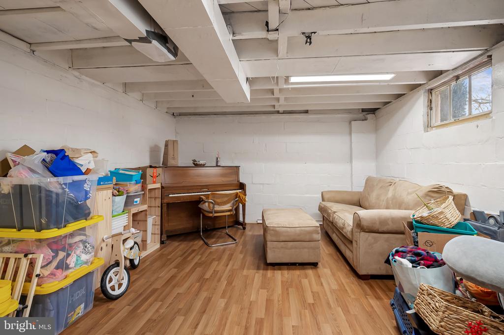 1208 Overbrook Rd