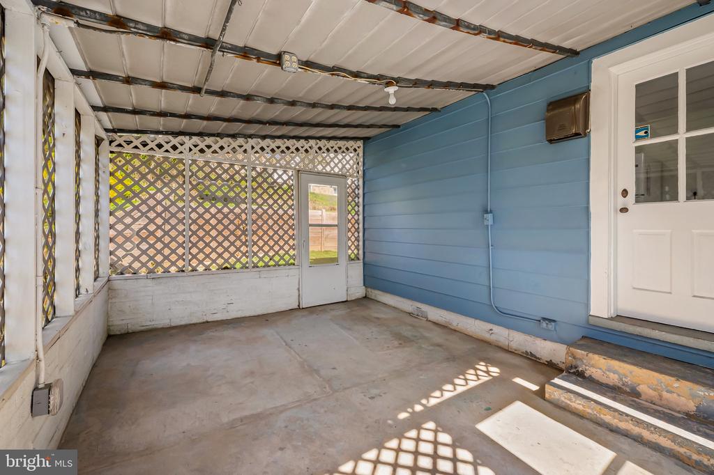 1208 Overbrook Rd