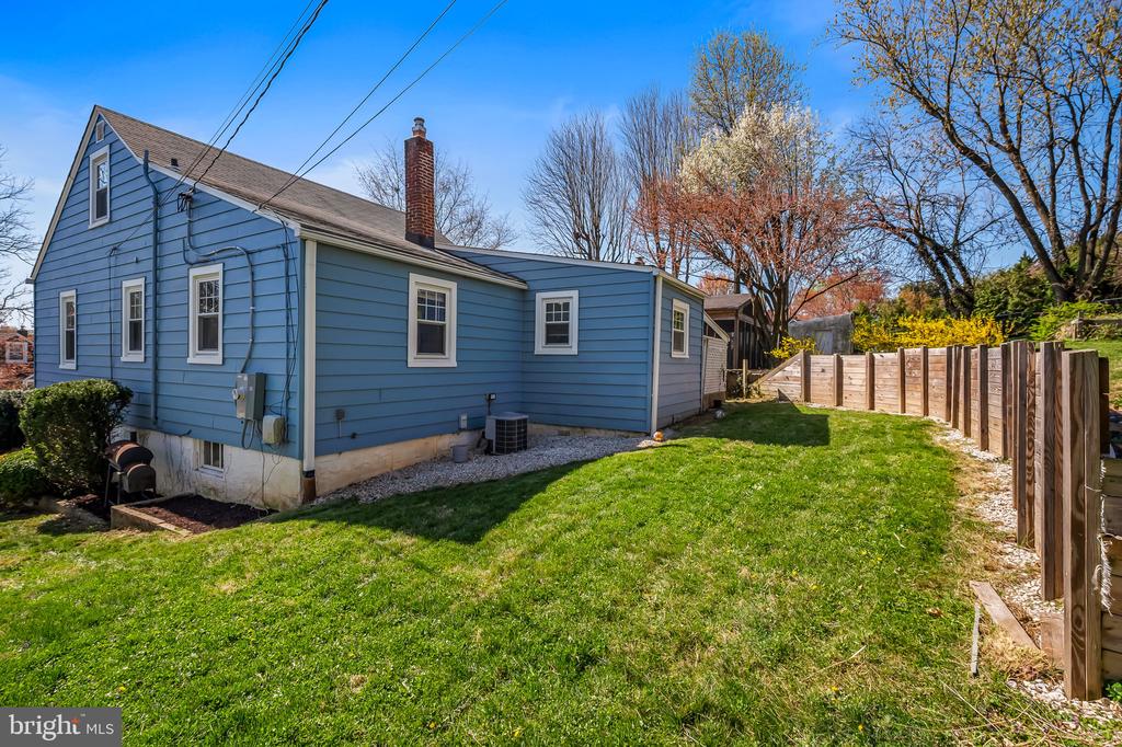 1208 Overbrook Rd