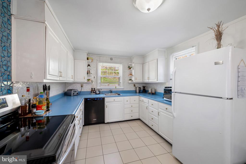 1208 Overbrook Rd