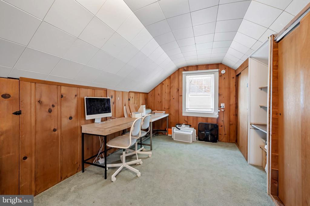 1208 Overbrook Rd
