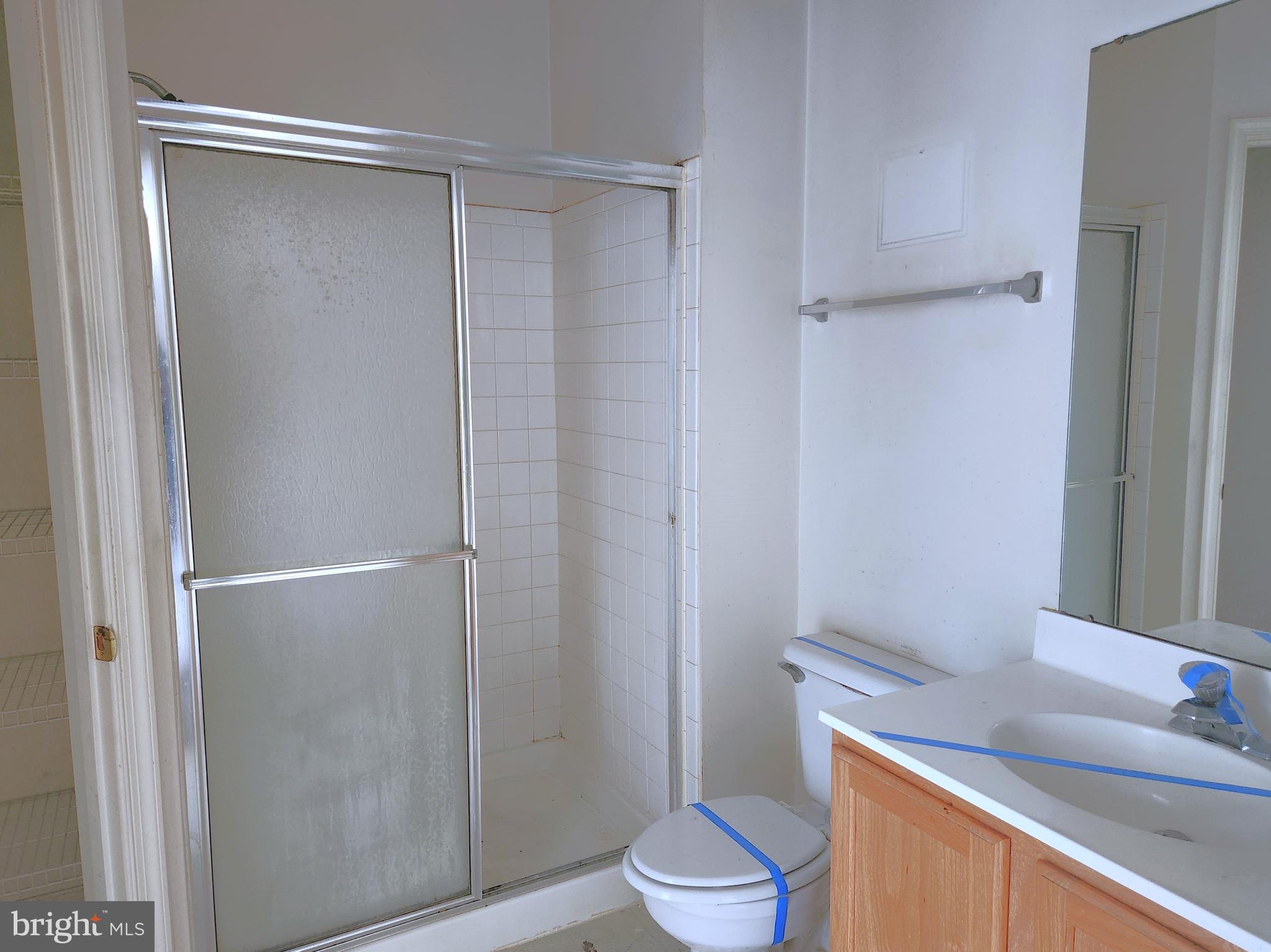 5124 BRIGHTLEAF COURT 5124