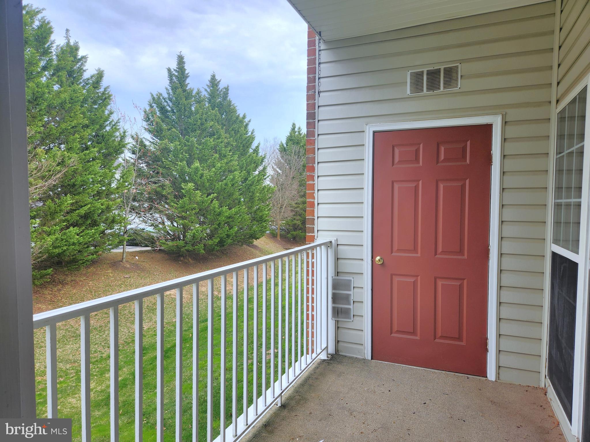 5124 BRIGHTLEAF COURT 5124