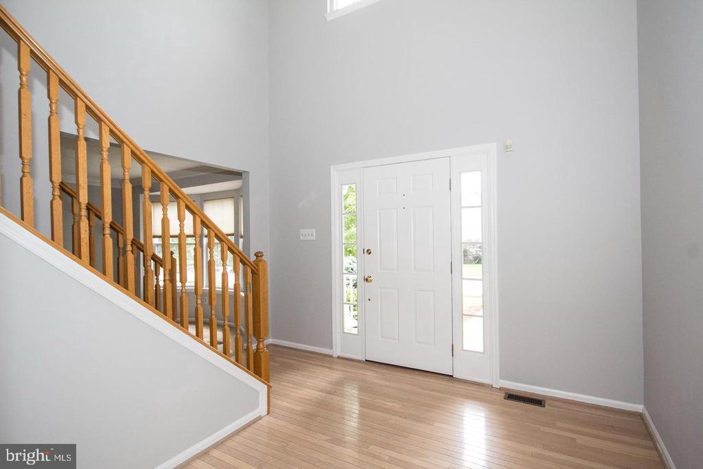 1212 WALNUTWOOD