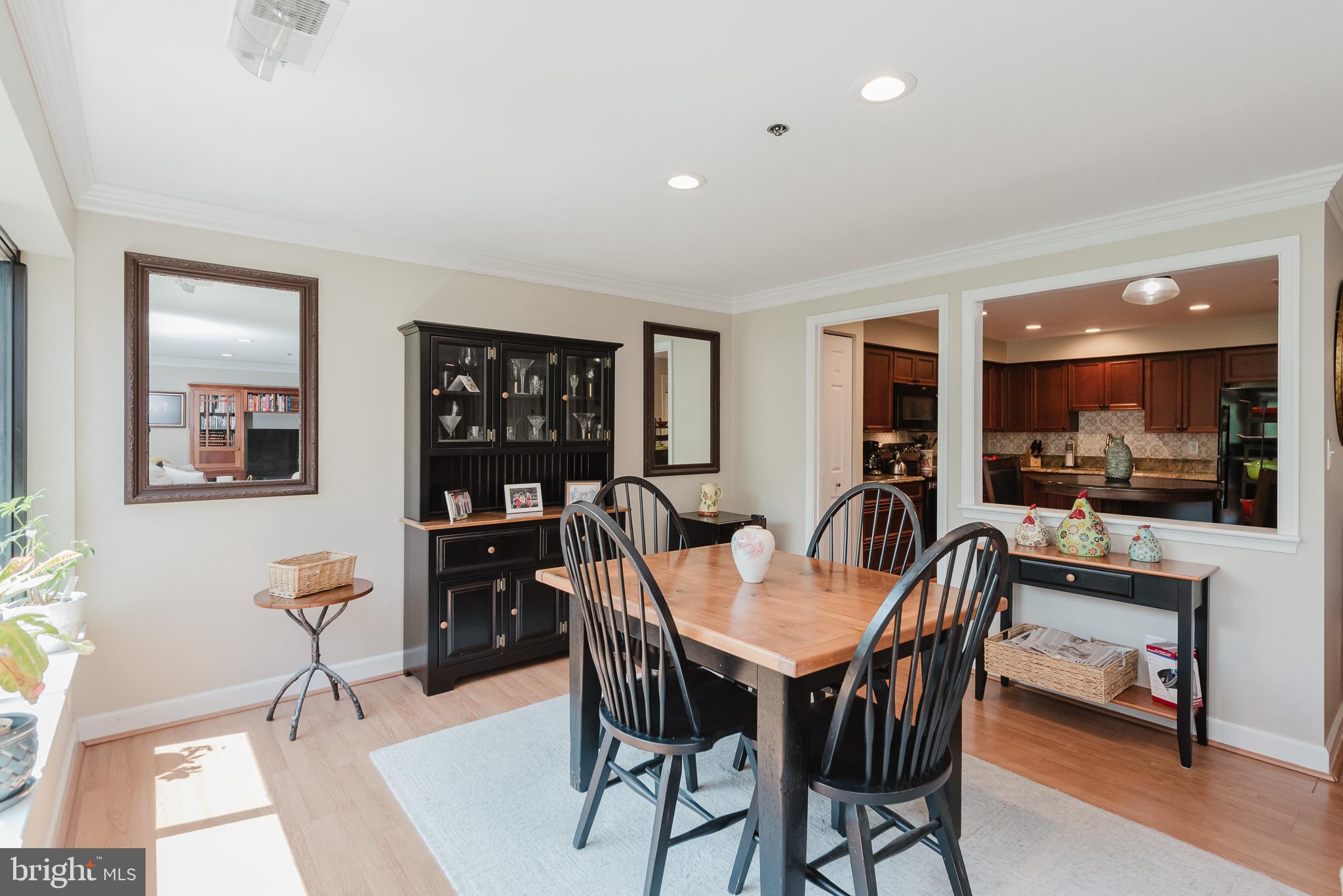 1 SOUTHERLY COURT 601