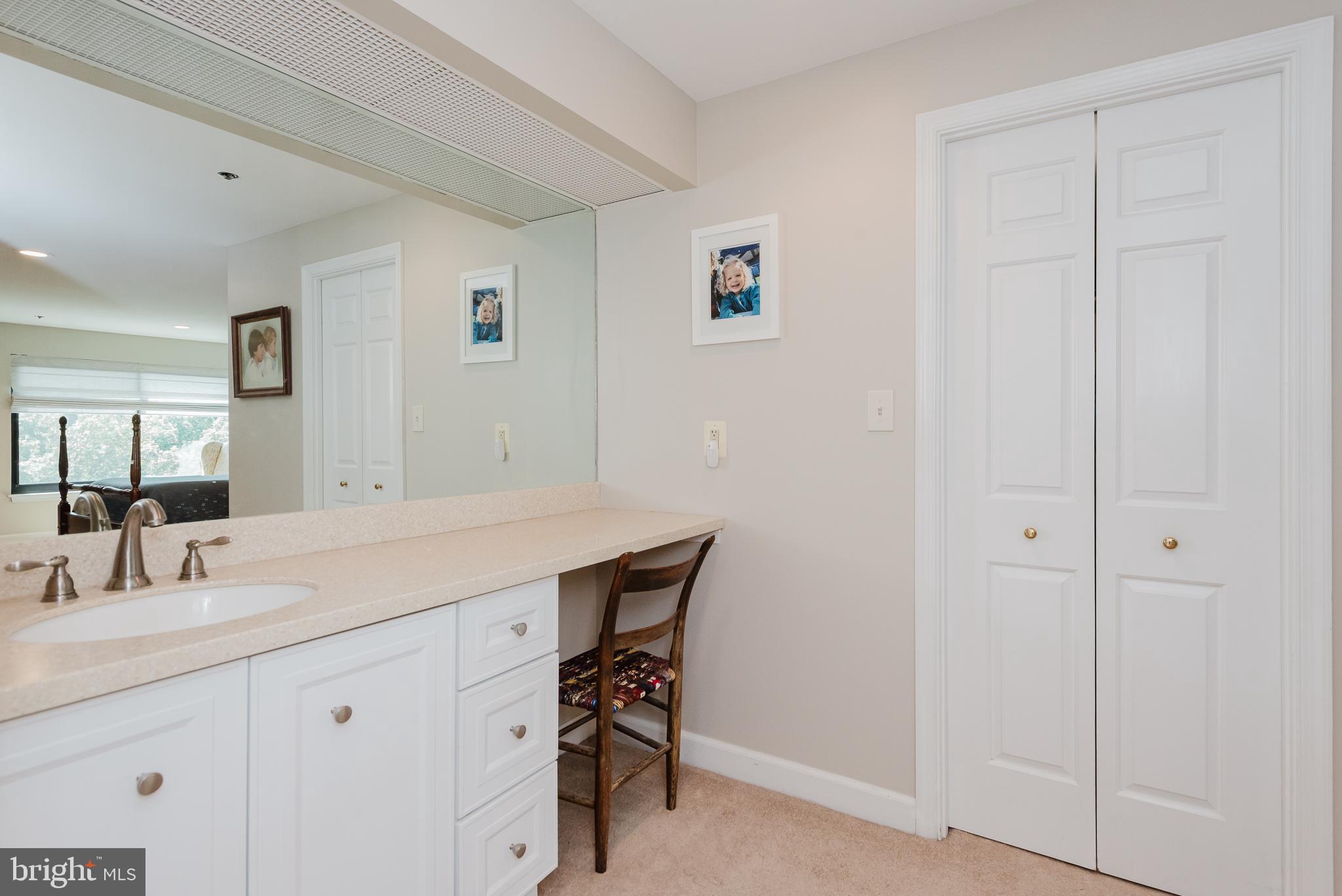 1 SOUTHERLY COURT 601