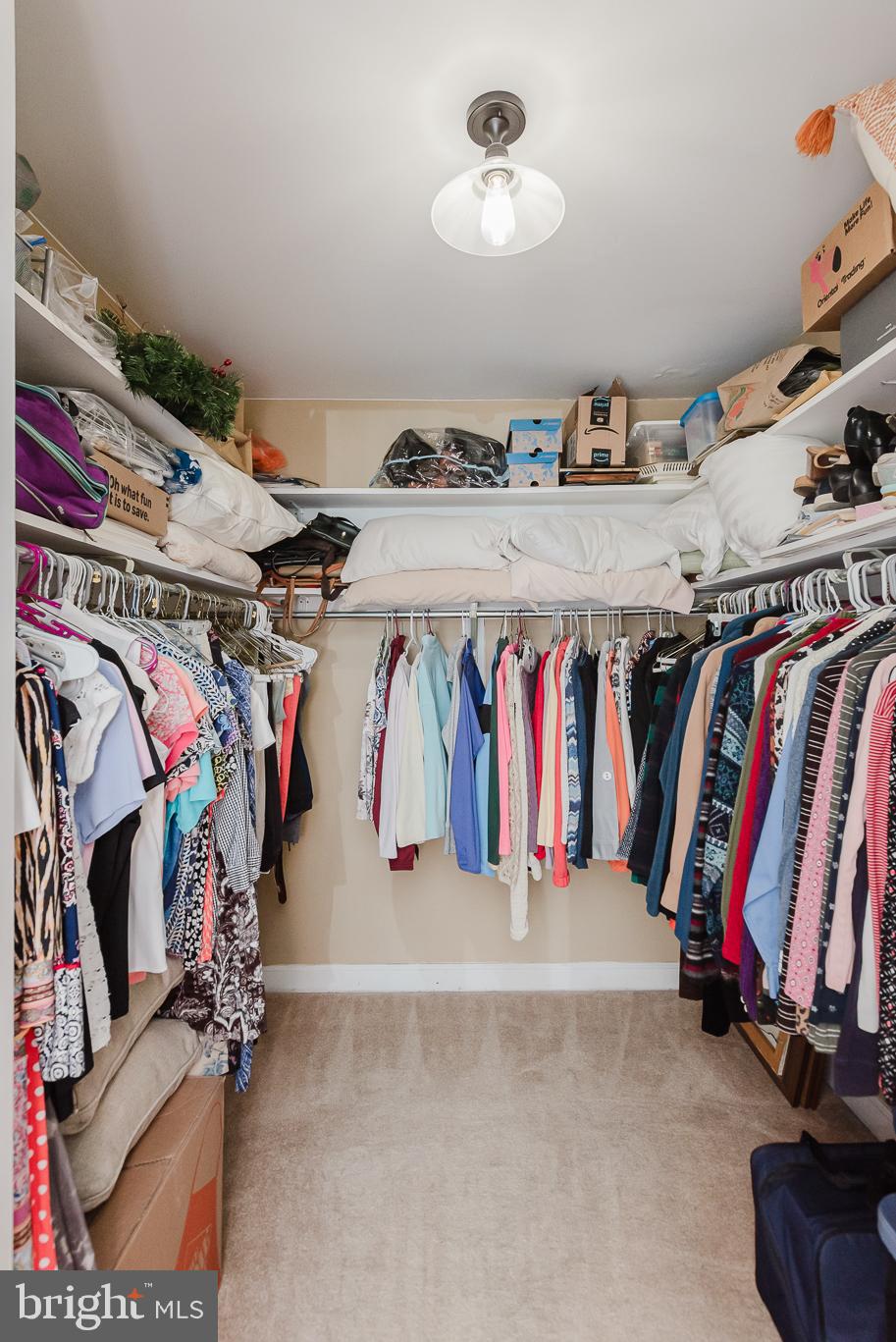 1 SOUTHERLY COURT 601