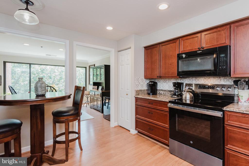 1 SOUTHERLY COURT 601