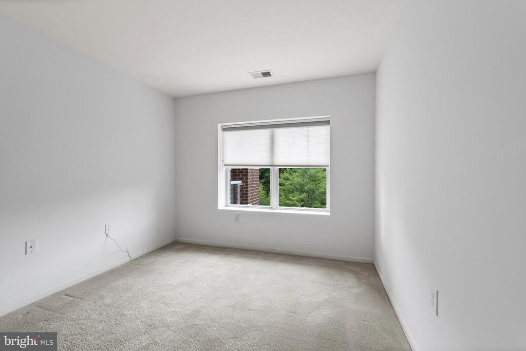 12251 ROUNDWOOD ROAD 407