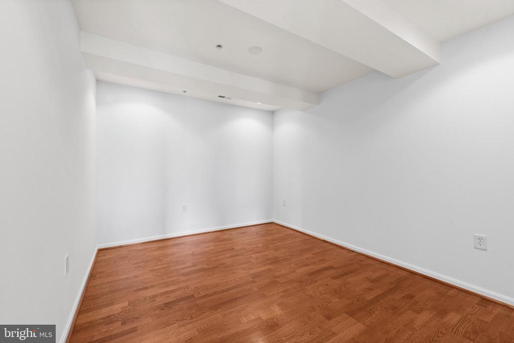 12251 ROUNDWOOD ROAD 407