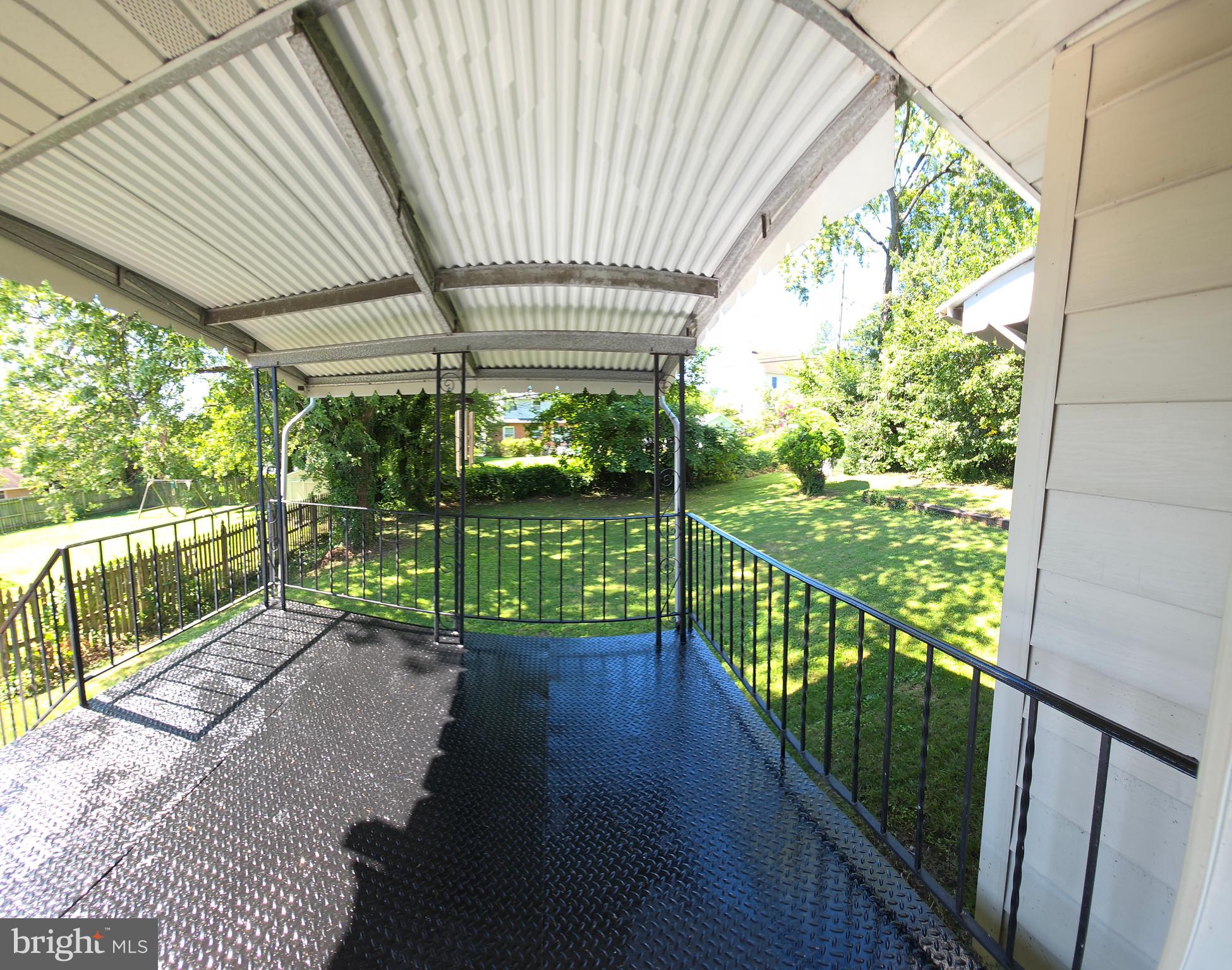 2819 SUPERIOR AVENUE