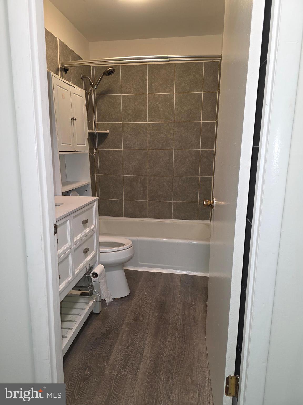 2819 SUPERIOR AVENUE