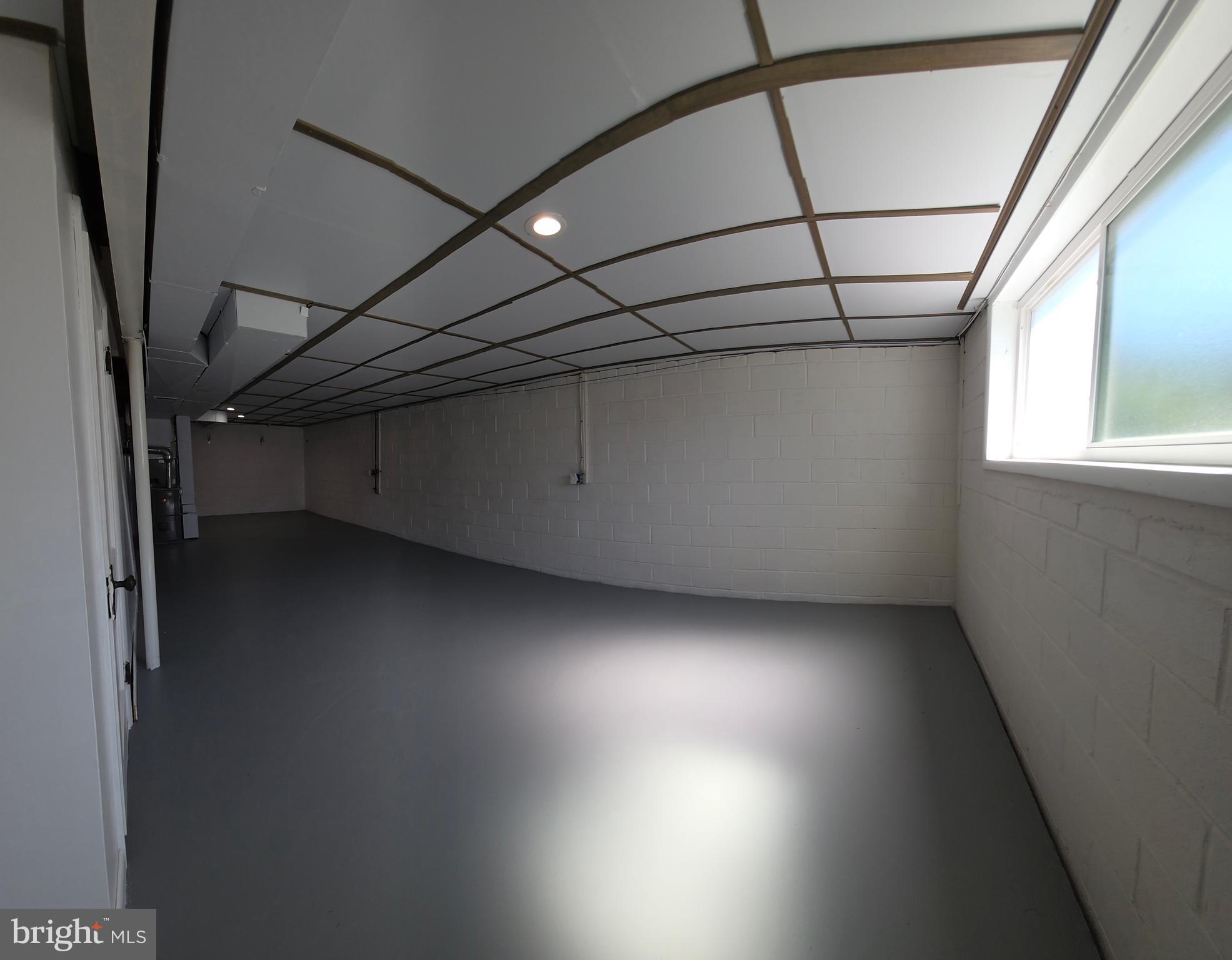 2819 SUPERIOR AVENUE