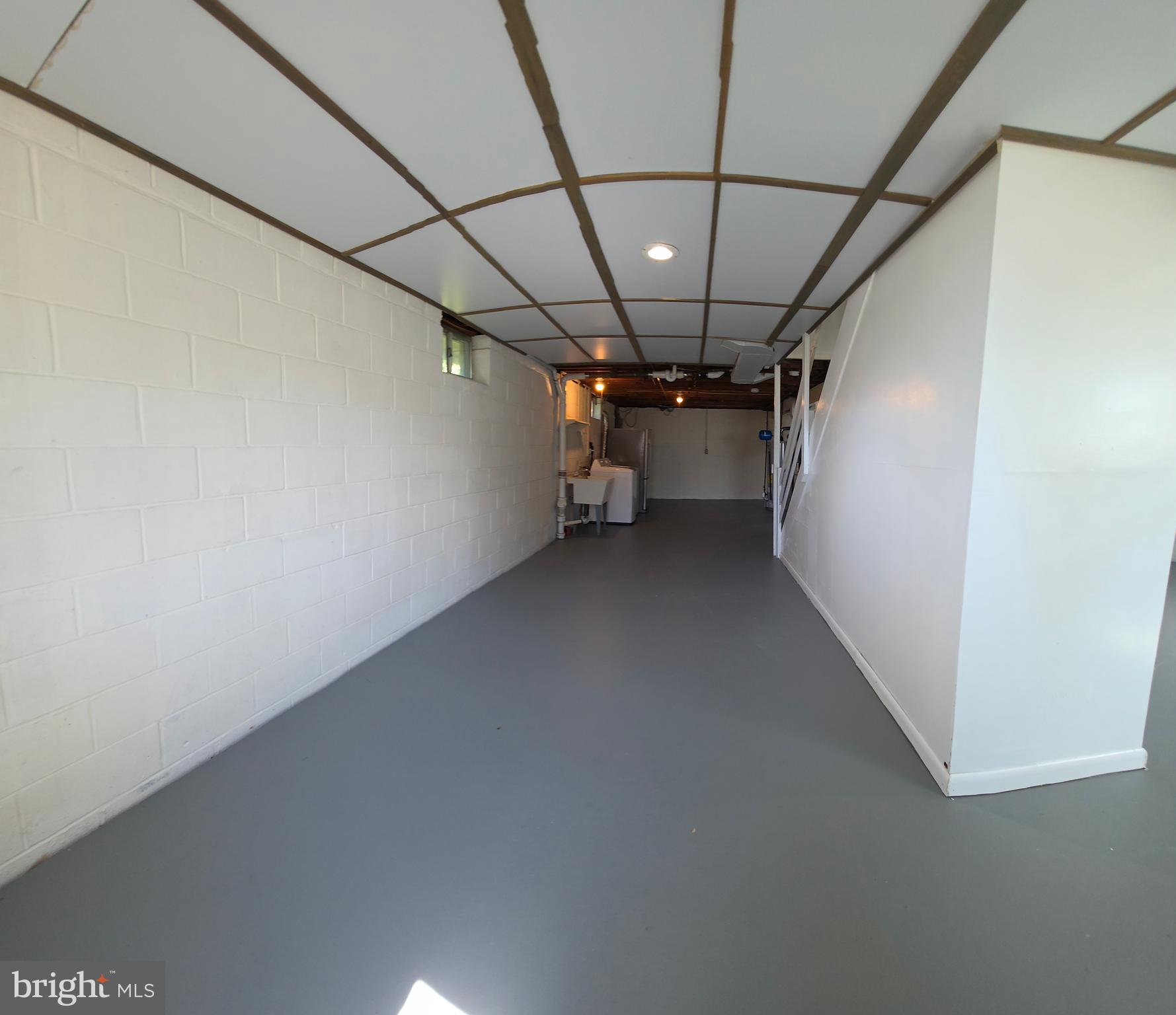 2819 SUPERIOR AVENUE