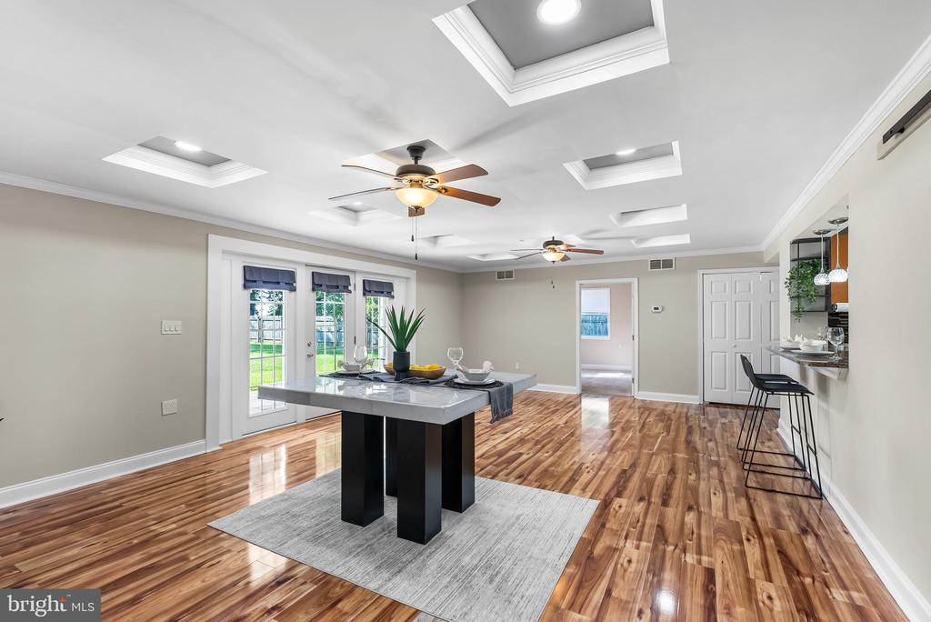 6513 CORKLEY
