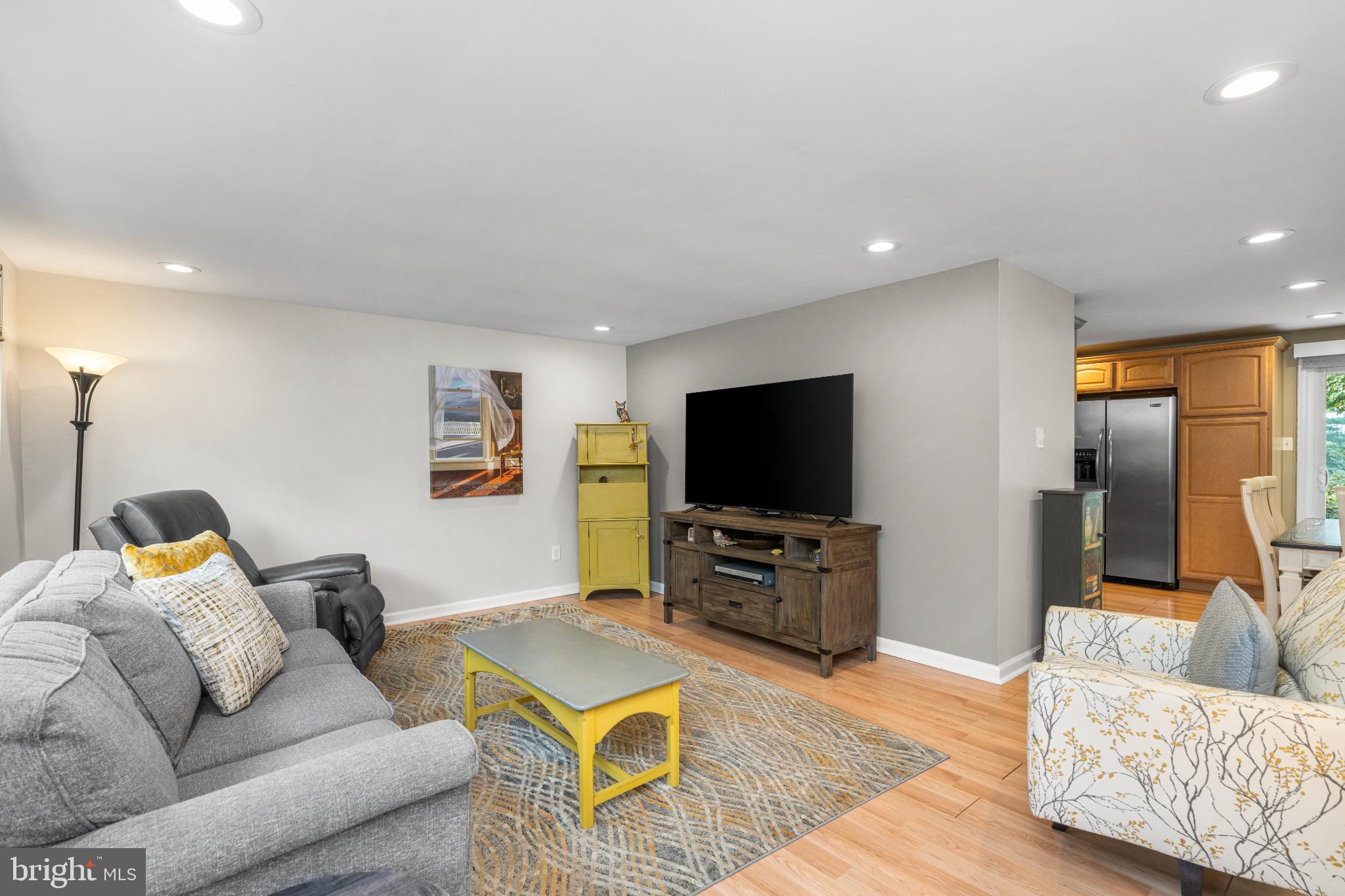 2601 MEADOWLAND COURT