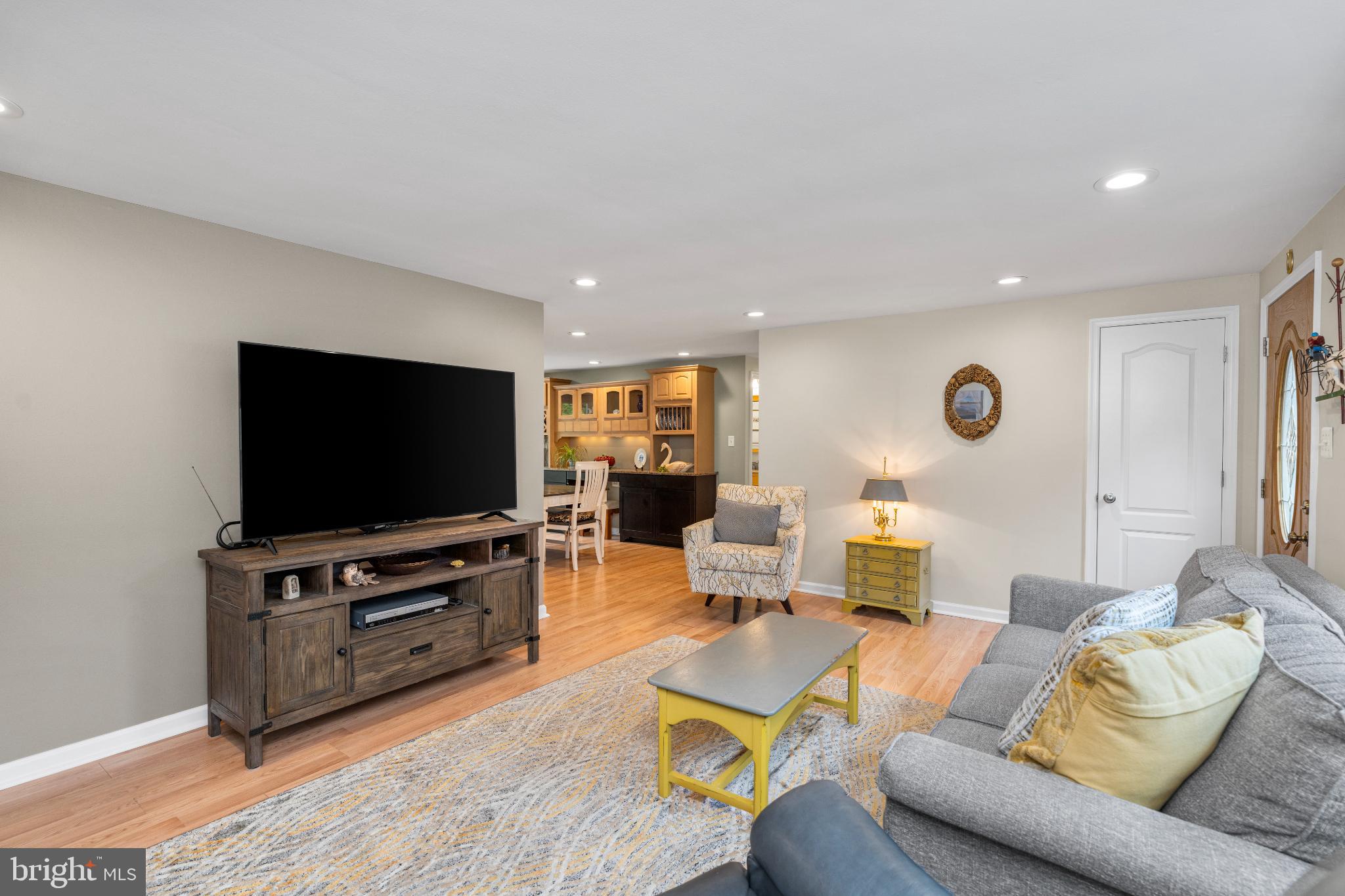 2601 MEADOWLAND COURT