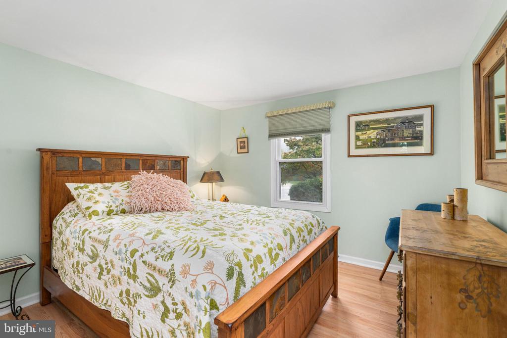2601 MEADOWLAND COURT
