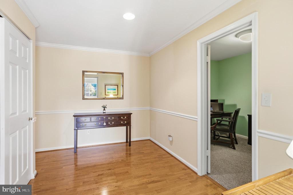 10 BANDON COURT 302