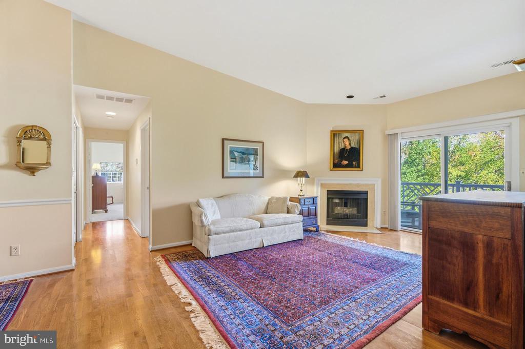 10 BANDON COURT 302