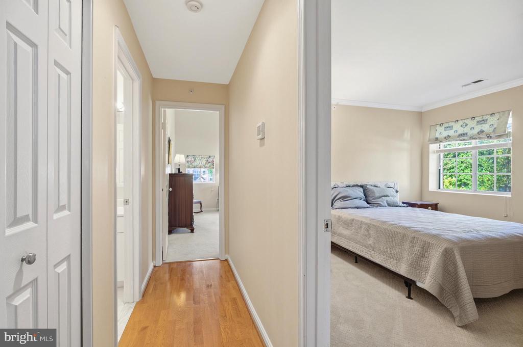 10 BANDON COURT 302