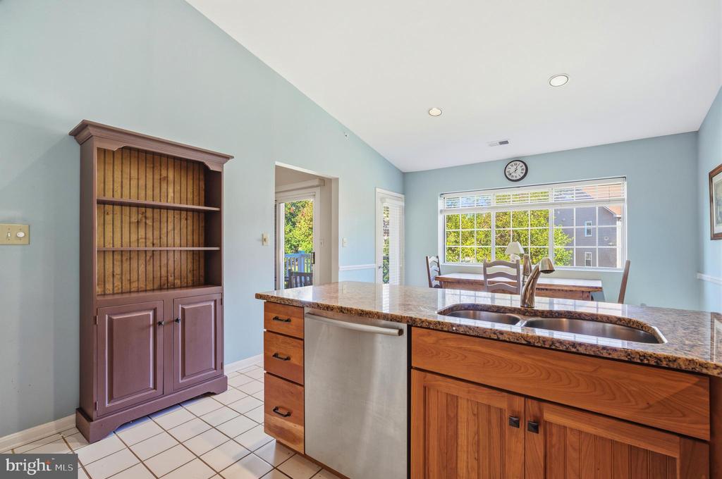 10 BANDON COURT 302