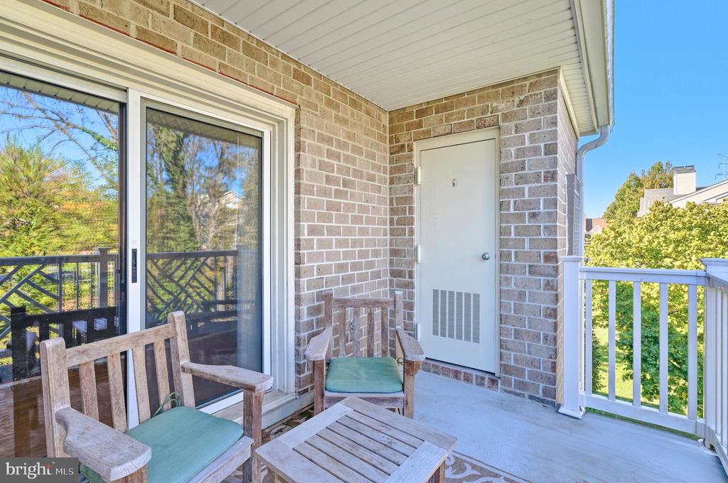 10 BANDON COURT 302