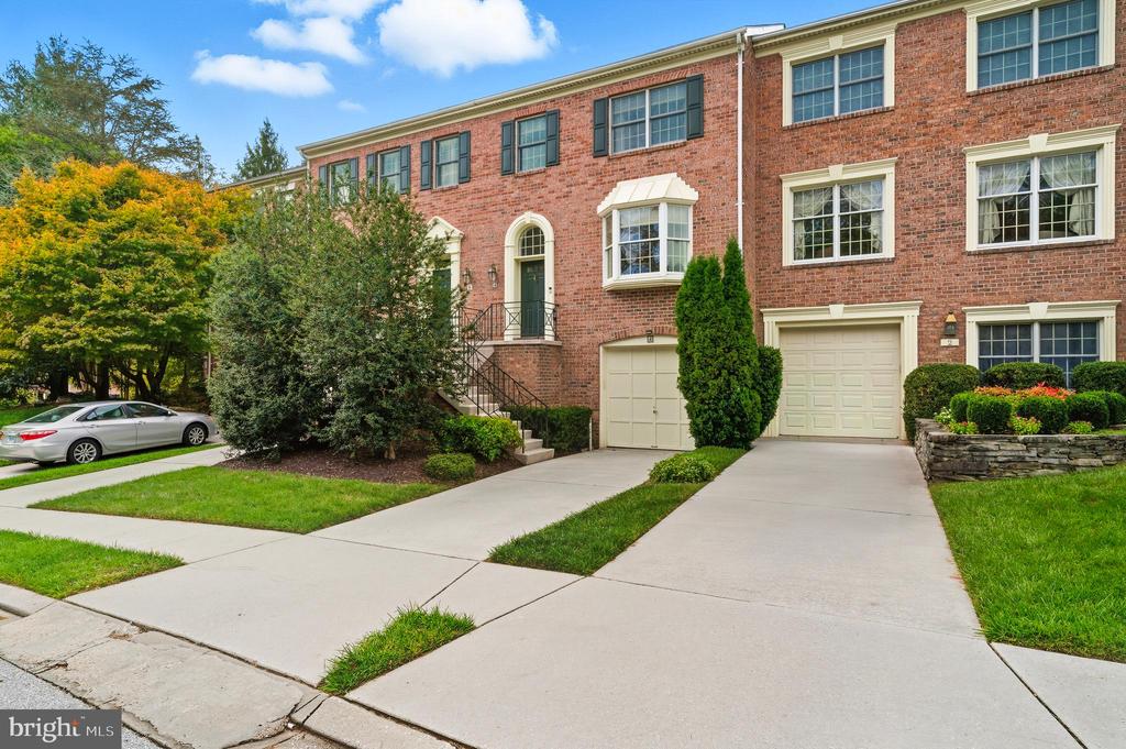 4 CULMORE COURT
