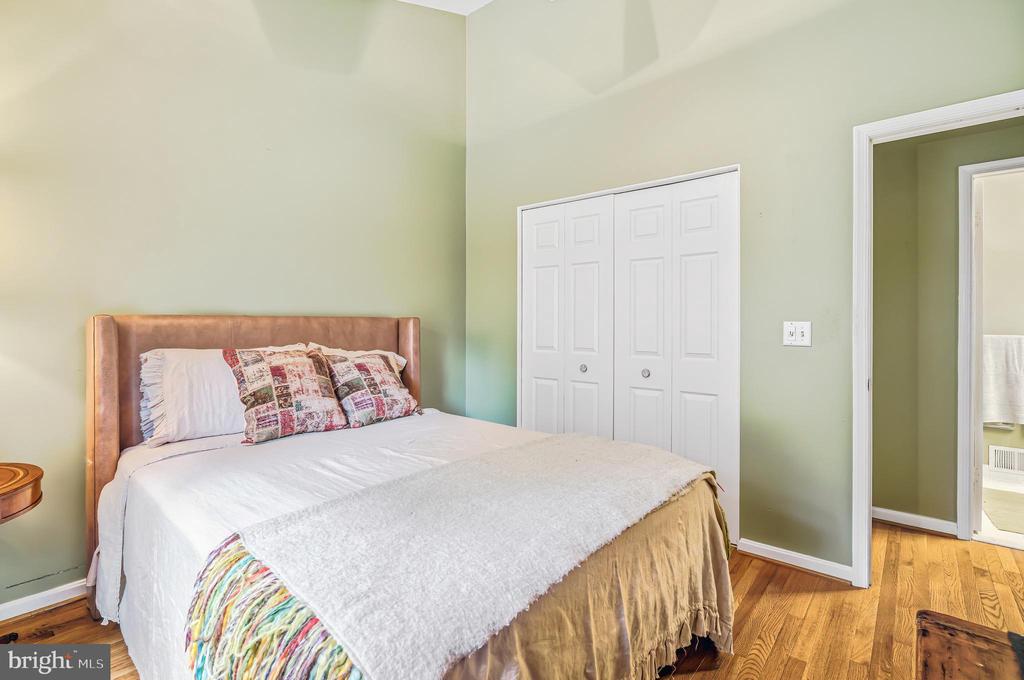 4 CULMORE COURT