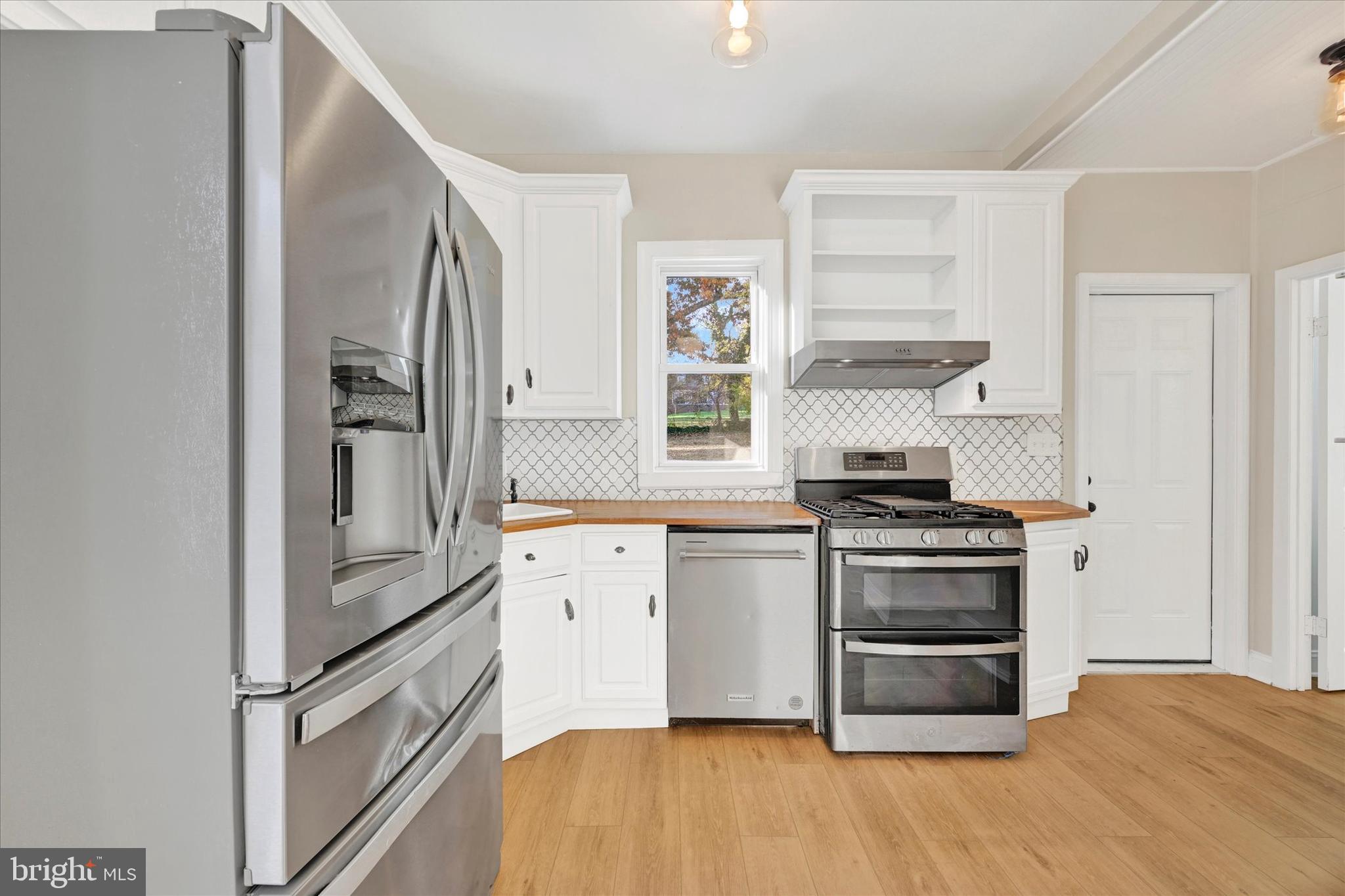 3113 CALIFORNIA AVENUE