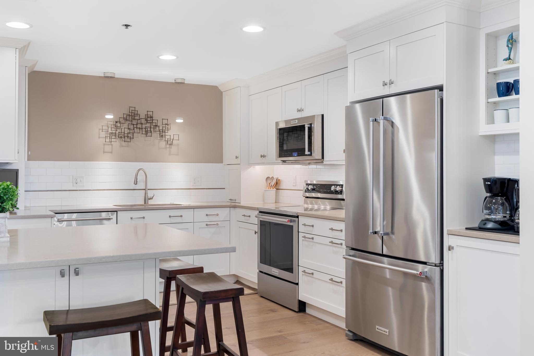 2 SOUTHERLY COURT 302