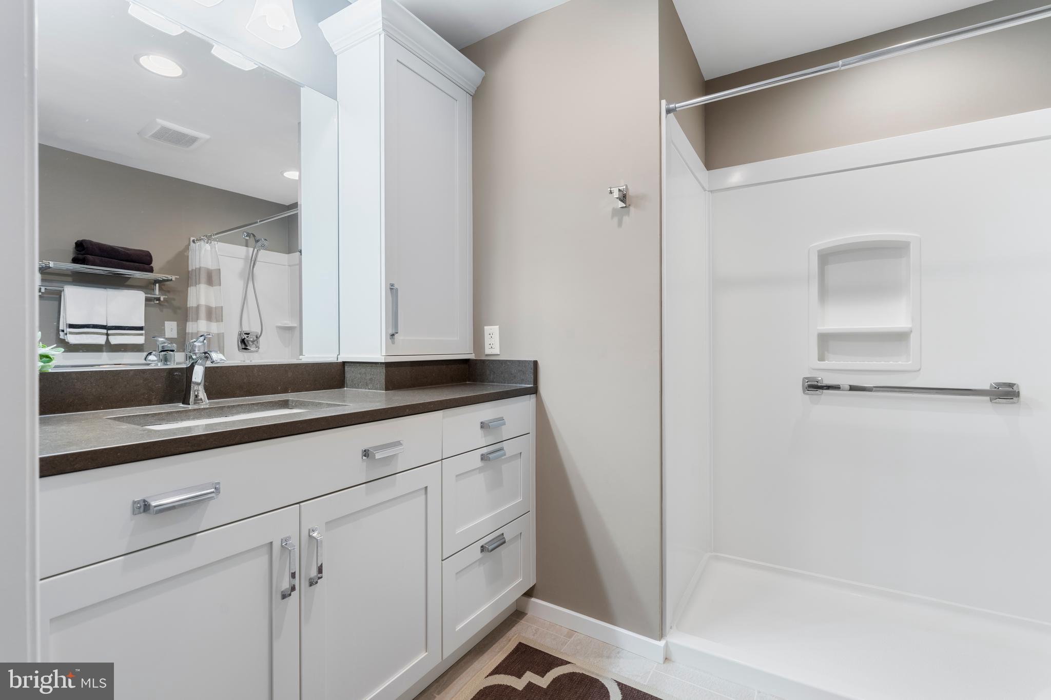 2 SOUTHERLY COURT 302