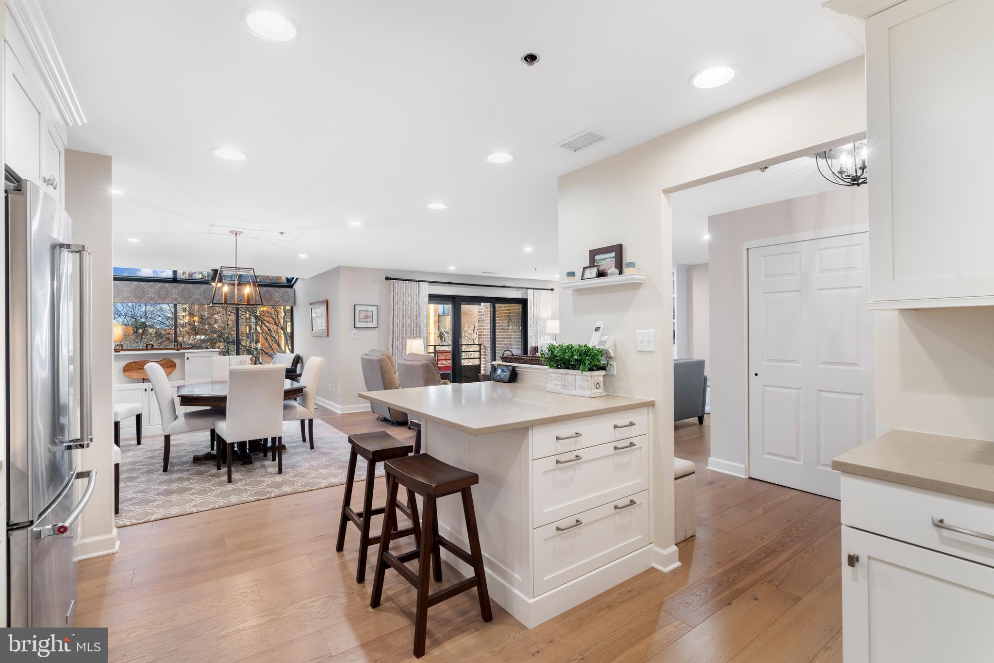 2 SOUTHERLY COURT 302