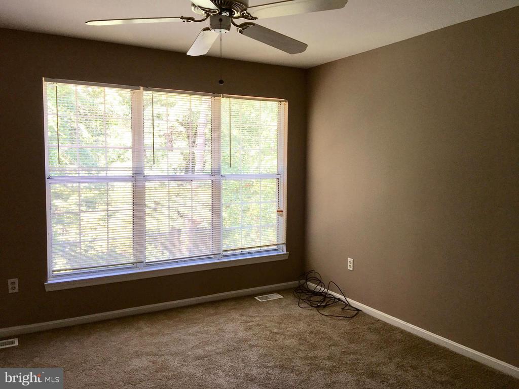 24 HIDDENCREEK COURT