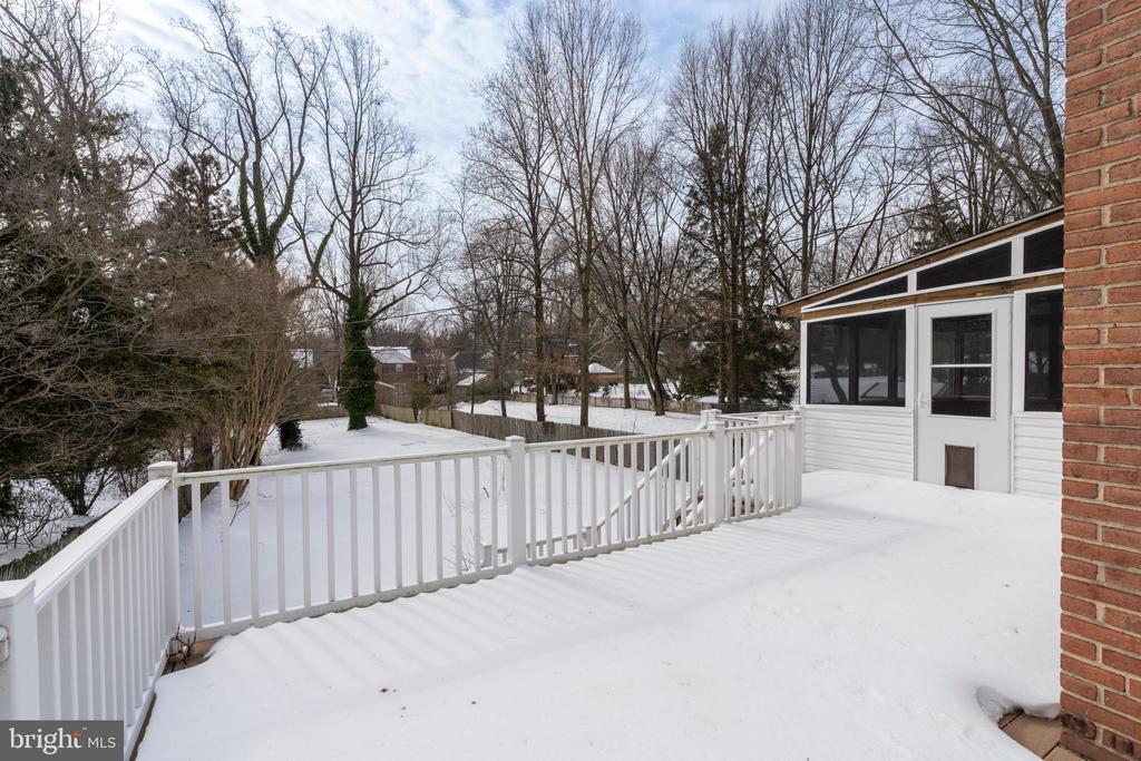 609 STEVENSON LANE