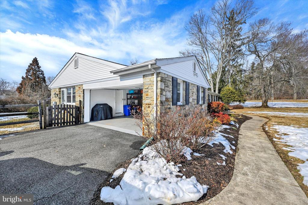 1 WINDEMERE PARKWAY