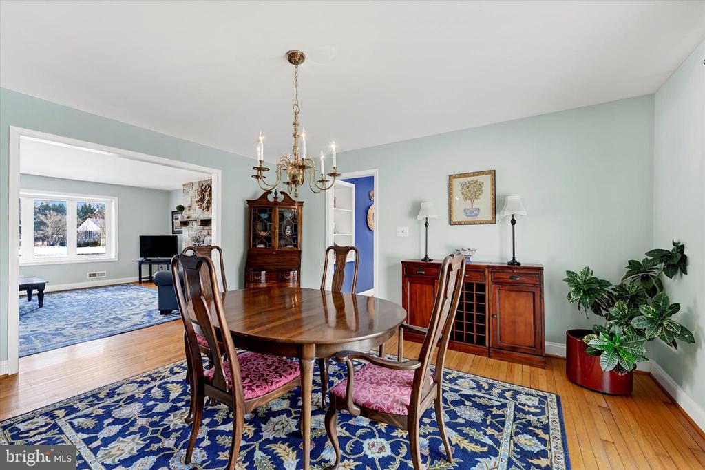 1 WINDEMERE PARKWAY