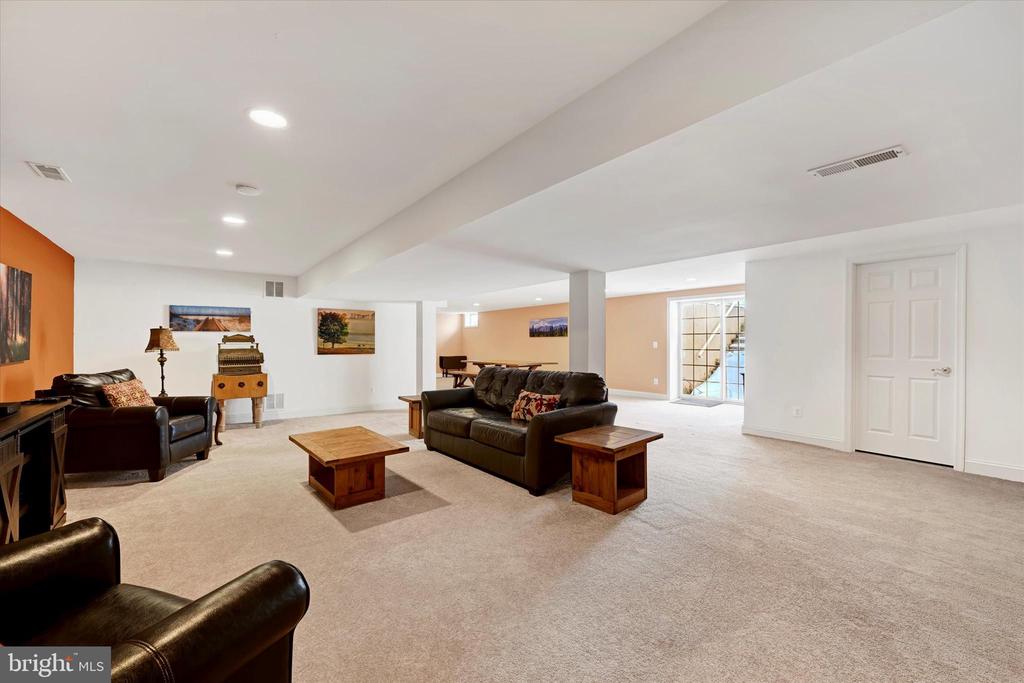 1 WINDEMERE PARKWAY
