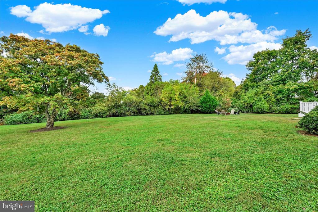 1 WINDEMERE PARKWAY