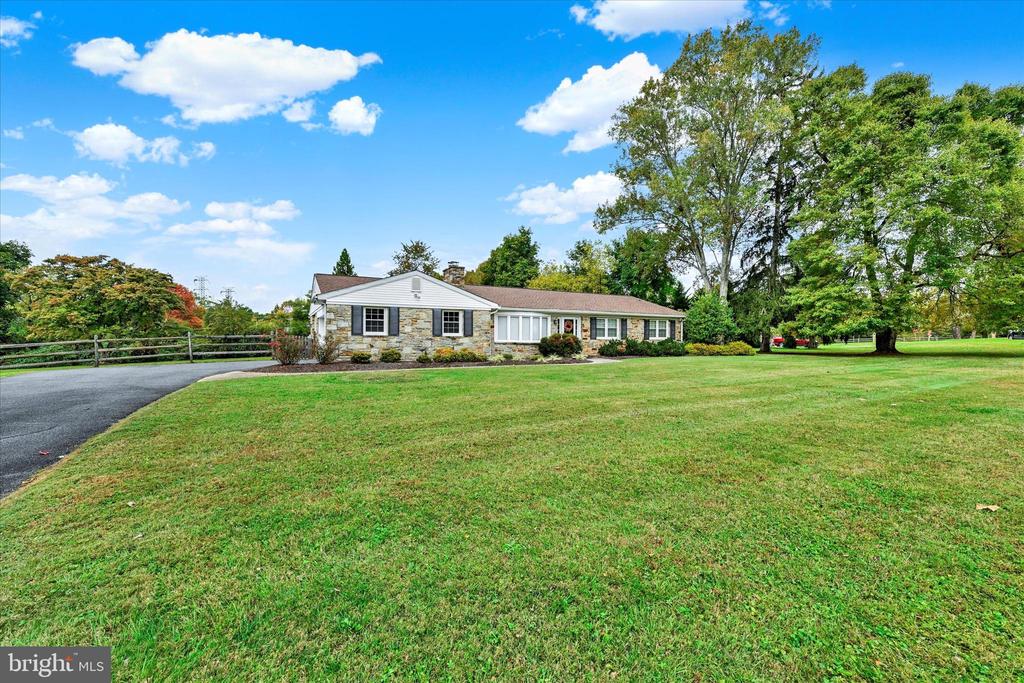 1 WINDEMERE PARKWAY