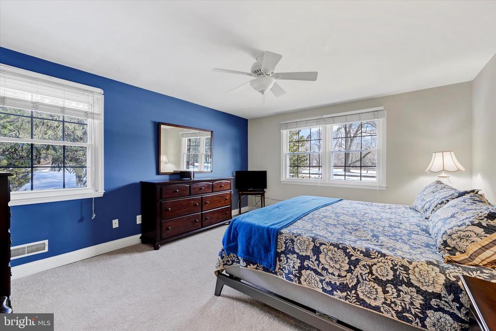 1 WINDEMERE PARKWAY
