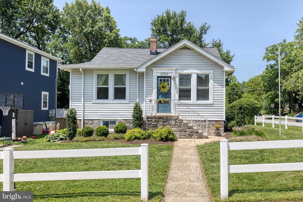 6504 MAPLEWOOD ROAD